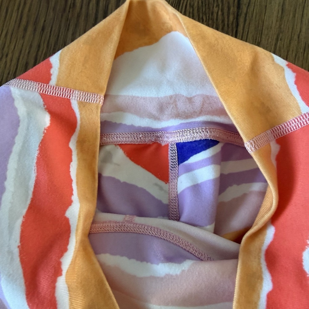 Lululemon True Self Crop Bleacher Stripe White Iris Flower Size 4 - Picture 5 of 12
